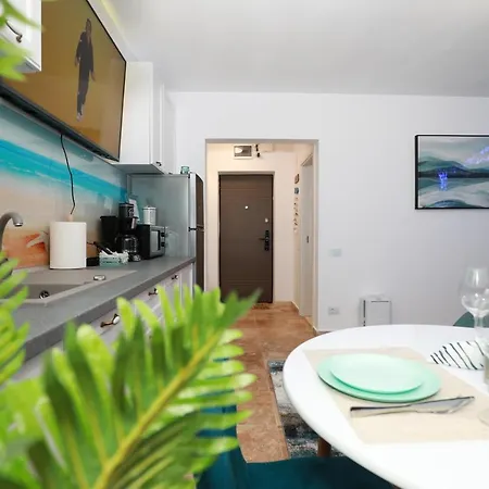 Apartmán Bakuba - Pe Plaja Cu La Mare & Loc Parcare Gratis *