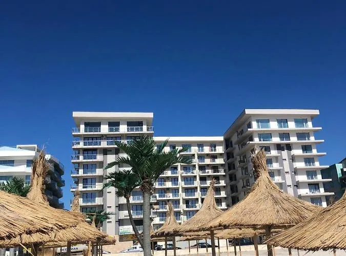 Apartment Bakuba - Pe Plaja Cu La Mare & Loc Parcare Gratis *