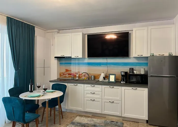 Apartment Bakuba - Pe Plaja Cu La Mare & Loc Parcare Gratis Năvodari